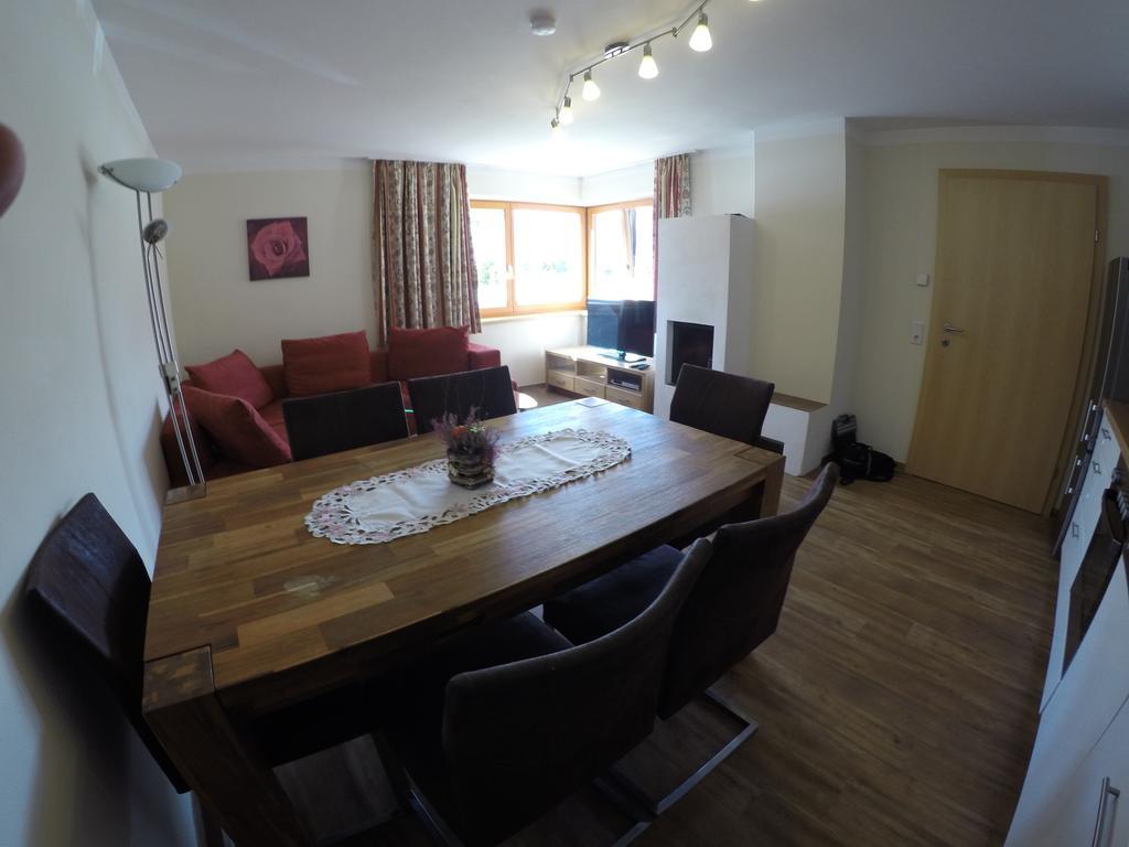 Appartement Felix Kaprun Exteriör bild