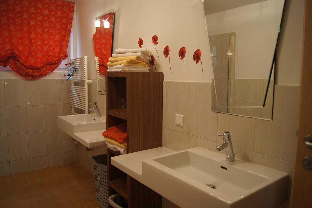 Appartement Felix Kaprun Exteriör bild